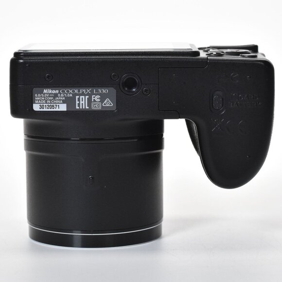 Nikon COOLPIX L330 Digital Camera 20.2MP 26x Optical Zoom HD Video 32GB SD MINT - Picture 9 of 16
